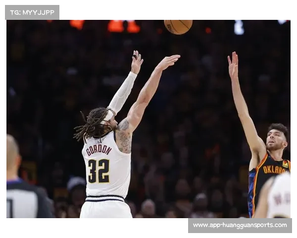 NBA已成三分打铁联盟是否该拓宽三分线并取消底角三分线以改变现状 NBA已成三分打铁联盟是否该拓宽三分线并取消底角三分线以改变现状